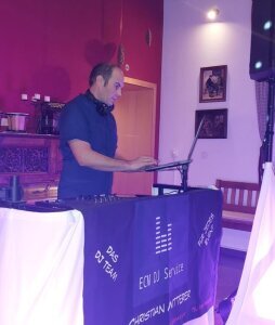 ECM DJ Service