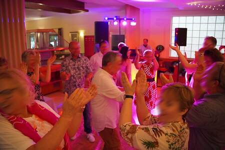 Geburtstagsparty in Regensburg mit Sound und Lichtanlage von ECM DJ Service, EVa und Christian feiern bis in die Morgenstunden