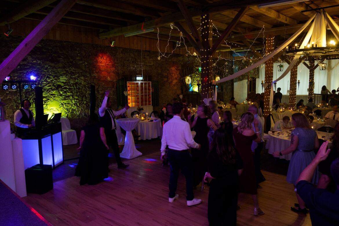 Tanzfläche  Feststadl Schloss Guteneck